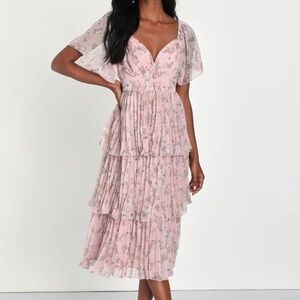 Lulus Gentle Charm Mauve Floral Print Pleated Tiered Midi Dress